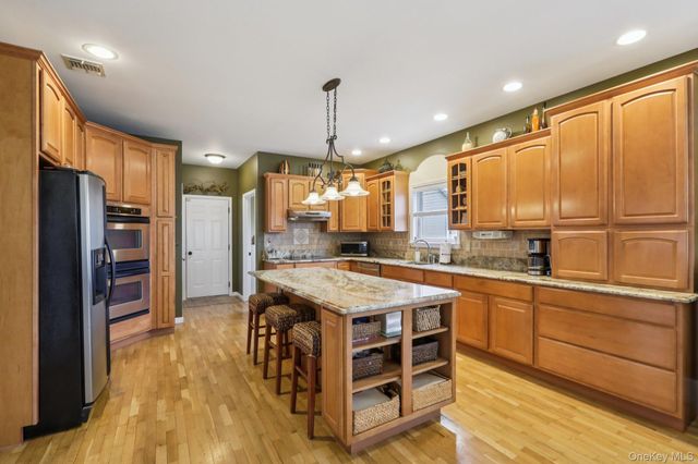 21 Bull Mine Road, Chester, NY 10918