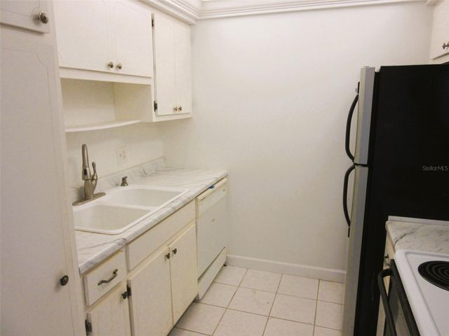 614 GUILD DRIVE 15, Venice, FL 34285