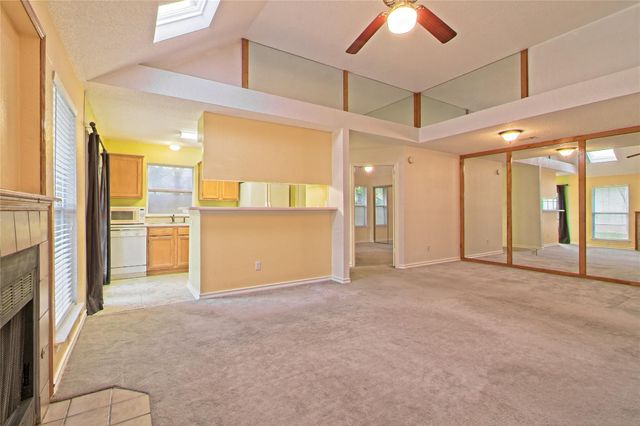 14207 Anita Marie LN, Austin, TX 78728