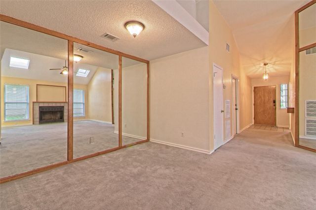 14207 Anita Marie LN, Austin, TX 78728