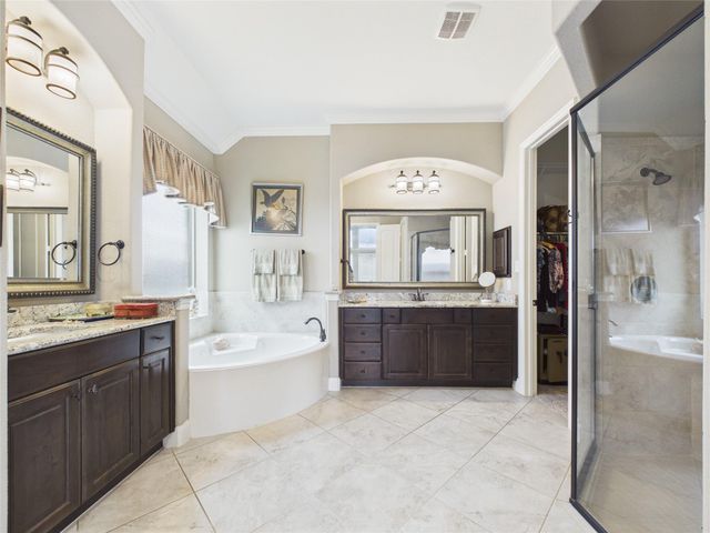 2323 Darden Springs Lane, Friendswood, TX 77546