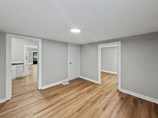 721 27th Street, Des Moines, IA 50312