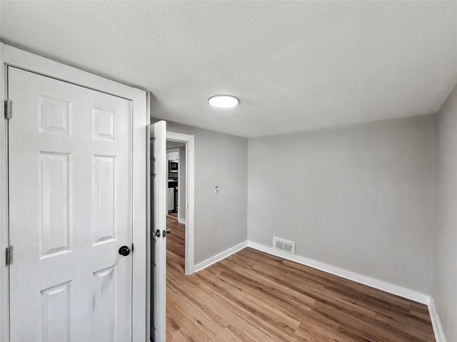 721 27th Street, Des Moines, IA 50312