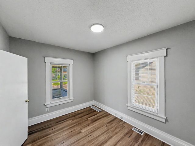 721 27th Street, Des Moines, IA 50312