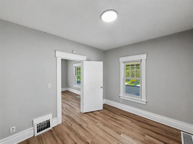 721 27th Street, Des Moines, IA 50312