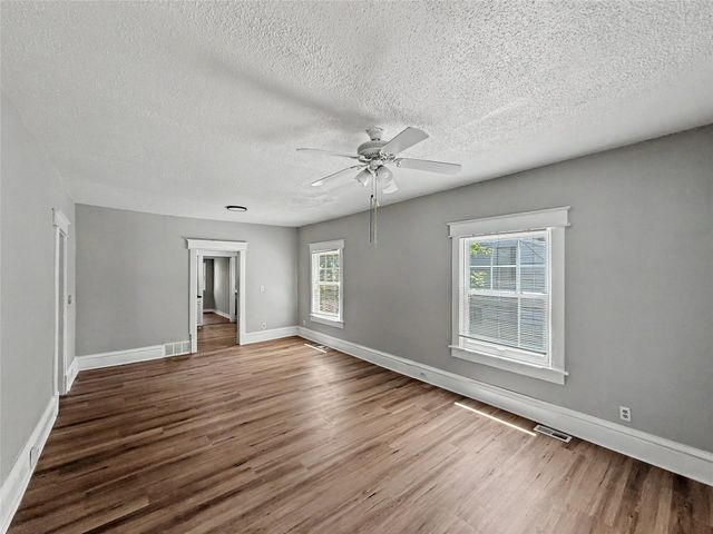 721 27th Street, Des Moines, IA 50312