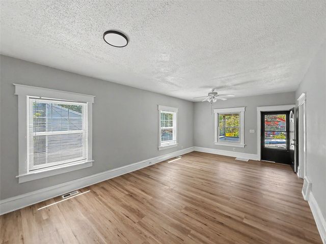 721 27th Street, Des Moines, IA 50312