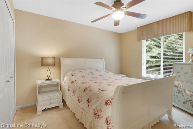 170 Fairhill Way, Howell, MI 48843