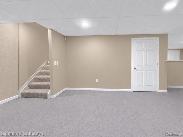 170 Fairhill Way, Howell, MI 48843