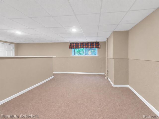 170 Fairhill Way, Howell, MI 48843