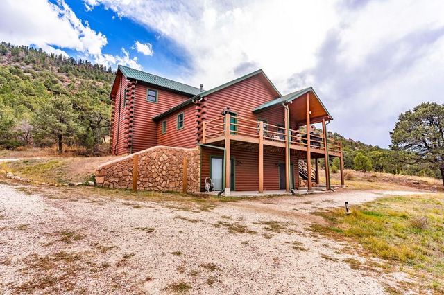 1350 Mitchell Mountain Road, Westcliffe, CO 81252