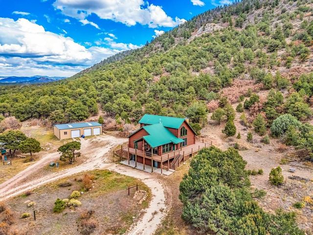 1350 Mitchell Mountain Road, Westcliffe, CO 81252