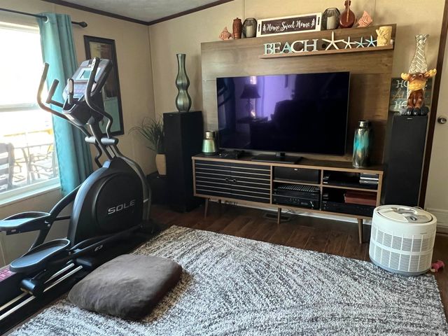 1617 Crystal Lake Dr., Myrtle Beach, SC 29575