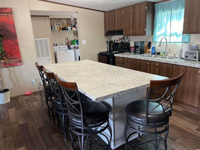 1617 Crystal Lake Dr., Myrtle Beach, SC 29575