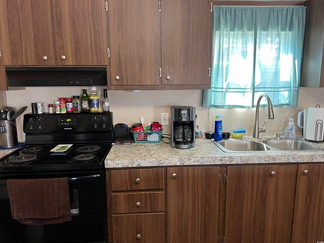 1617 Crystal Lake Dr., Myrtle Beach, SC 29575