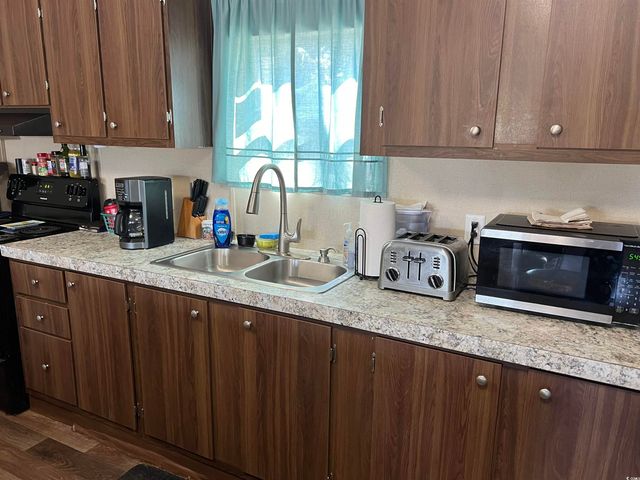1617 Crystal Lake Dr., Myrtle Beach, SC 29575