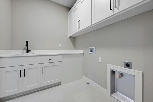 17305 Earnshaw Street, Overland Park, KS 66221