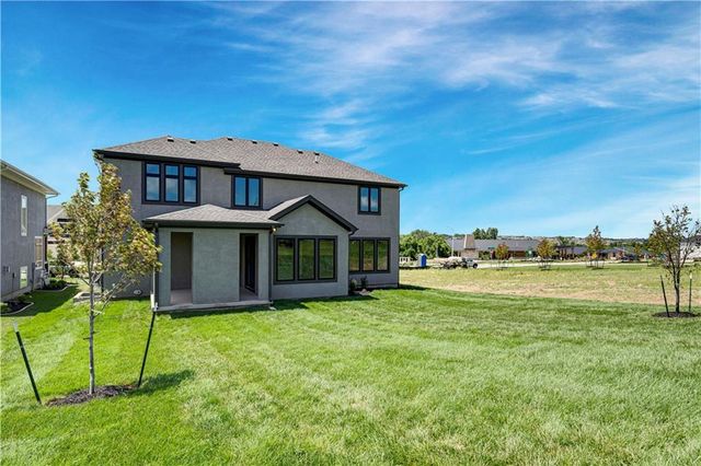 17305 Earnshaw Street, Overland Park, KS 66221