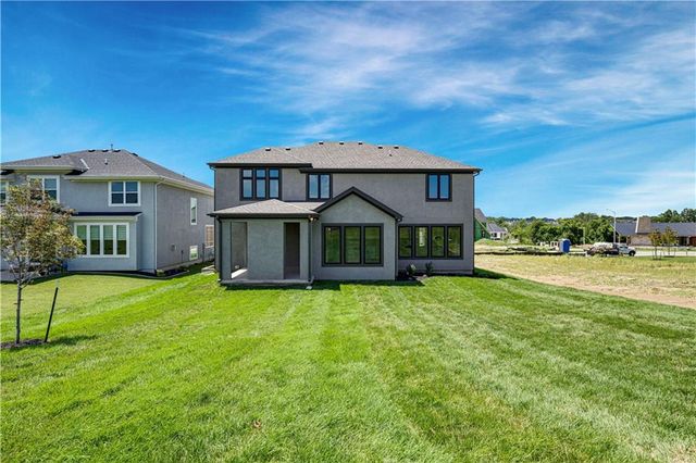 17305 Earnshaw Street, Overland Park, KS 66221