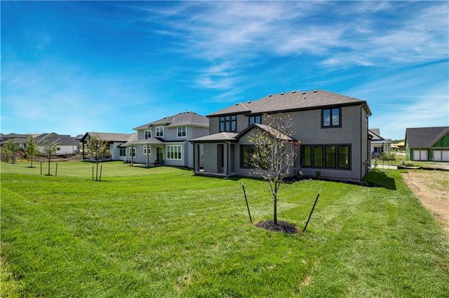 17305 Earnshaw Street, Overland Park, KS 66221