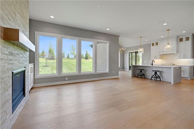 17305 Earnshaw Street, Overland Park, KS 66221