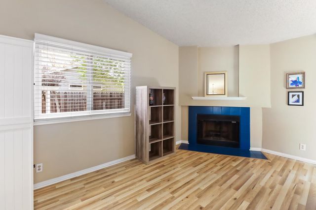 7392 Marani Way, Sacramento, CA 95831