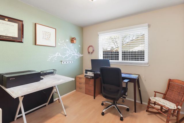 7392 Marani Way, Sacramento, CA 95831