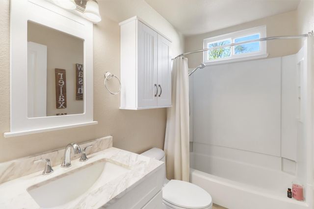 7392 Marani Way, Sacramento, CA 95831