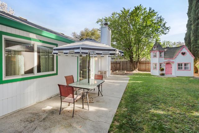 7392 Marani Way, Sacramento, CA 95831