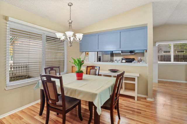 7392 Marani Way, Sacramento, CA 95831