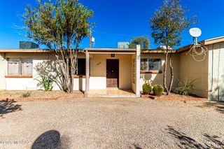 321 E Blacklidge Drive, Tucson, AZ 85705