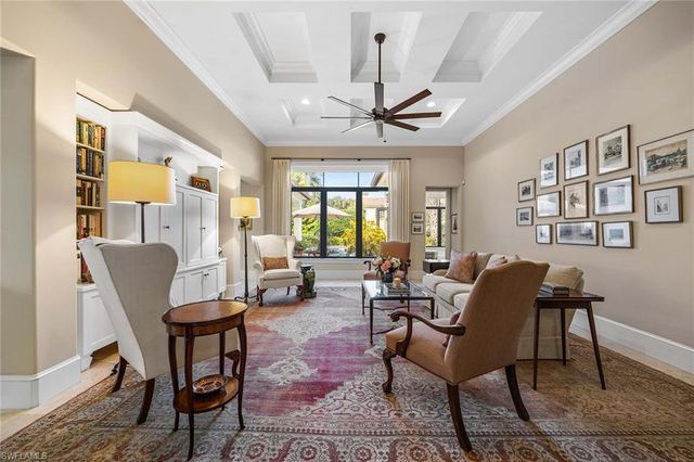 2277 Residence CIR, Naples, FL 34105