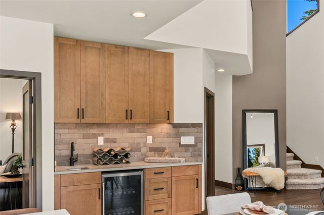 17420 174th Avenue NE, Woodinville, WA 98072