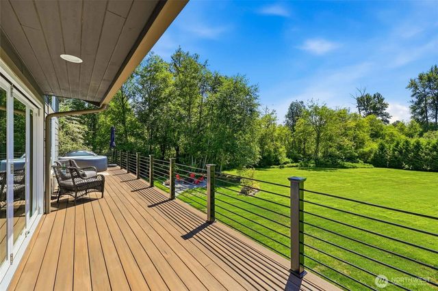 17420 174th Avenue NE, Woodinville, WA 98072
