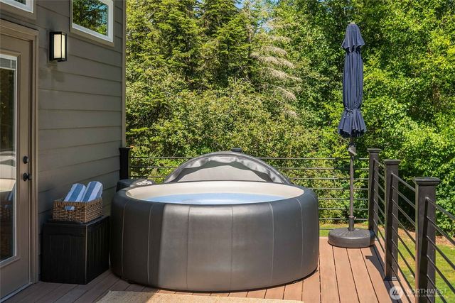 17420 174th Avenue NE, Woodinville, WA 98072