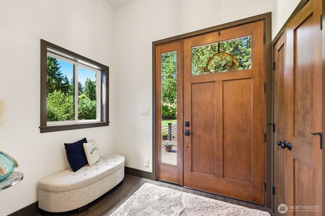 17420 174th Avenue NE, Woodinville, WA 98072