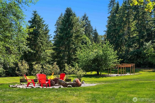 17420 174th Avenue NE, Woodinville, WA 98072