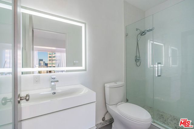 10501 Wilshire Boulevard 1904, Los Angeles, CA 90024