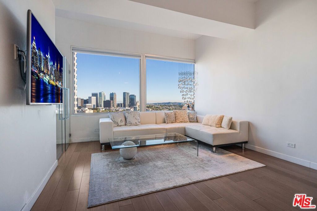 10501 Wilshire Boulevard 1904, Los Angeles, CA 90024