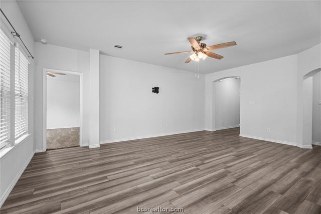 1939 Thorndyke Lane, Bryan, TX 77807