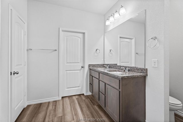 1939 Thorndyke Lane, Bryan, TX 77807