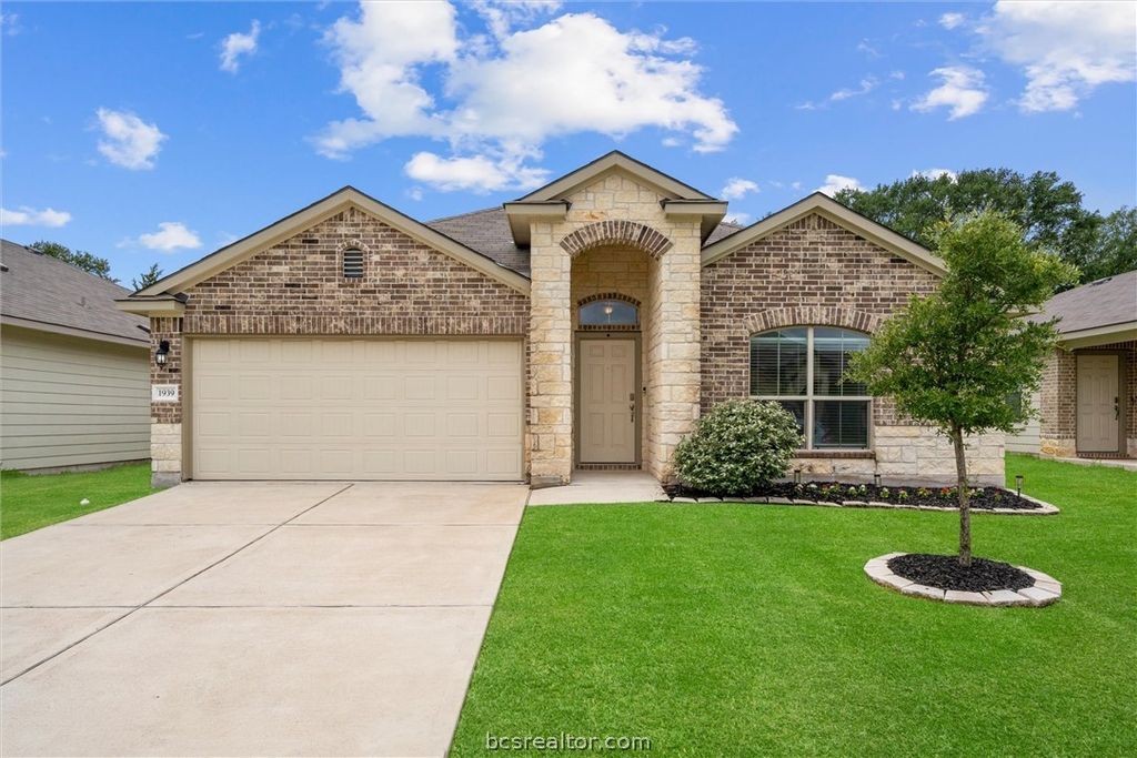 1939 Thorndyke Lane, Bryan, TX 77807 — photo 3