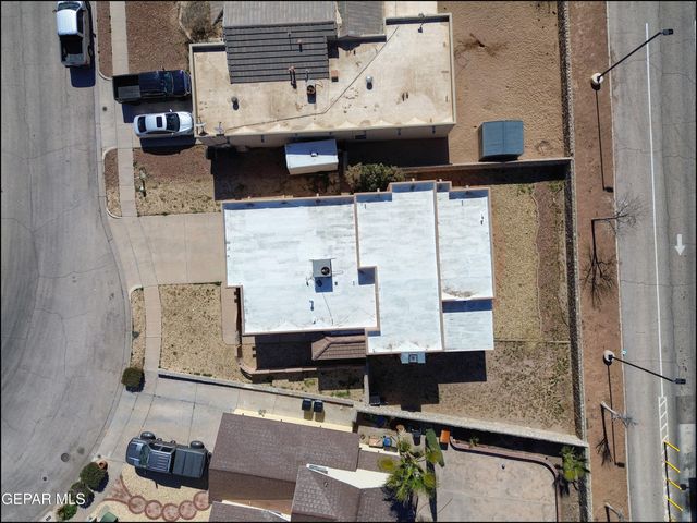 3313 TIERRA ESPADA Drive, El Paso, TX 79938