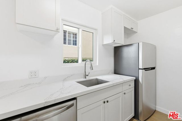 4919 Coldwater Canyon Avenue 1, Sherman Oaks, CA 91423