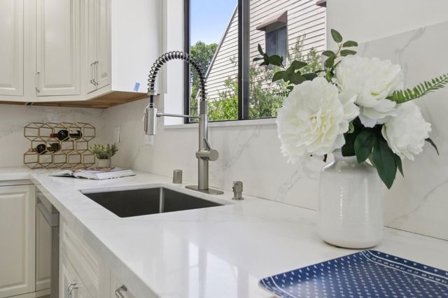 767 Loma Verde Avenue B, Palo Alto, CA 94303