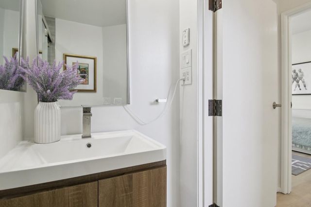 767 Loma Verde Avenue B, Palo Alto, CA 94303