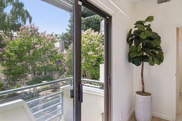 767 Loma Verde Avenue B, Palo Alto, CA 94303