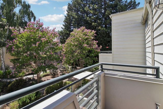 767 Loma Verde Avenue B, Palo Alto, CA 94303