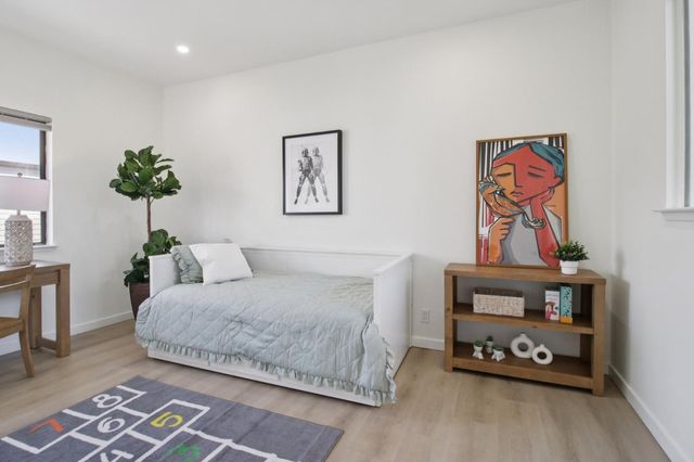 767 Loma Verde Avenue B, Palo Alto, CA 94303