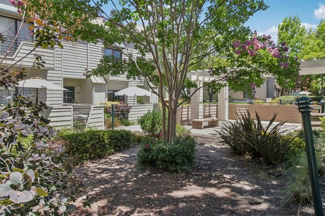 767 Loma Verde Avenue B, Palo Alto, CA 94303
